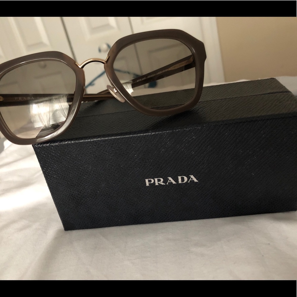 PRADA 👓